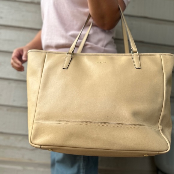 *SOLD* COACH tan Saffiano leather tote - Picture 13 of 17